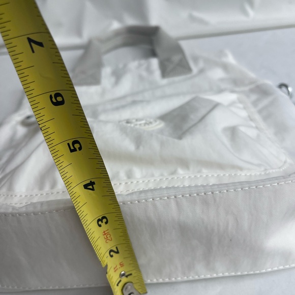 Kipling white handbag/ crossbody bag 2 in 1  new with tag - Picture 7 of 13